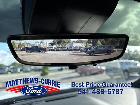 Used 2024 GMC Sierra 1500 AT4 w/ Technology Package AWD/4WD image 24