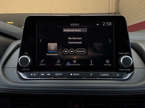 Used 2026 Nissan Rogue SV FWD image 29