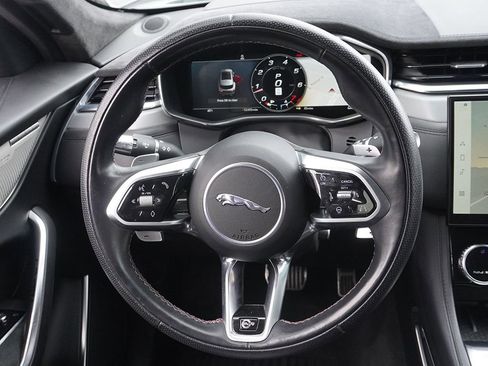 Used 2022 Jaguar F-PACE SVR AWD/4WD image 40