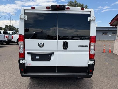 Used 2025 RAM ProMaster 2500 w/ U-Haul Equipment Group FWD image 8