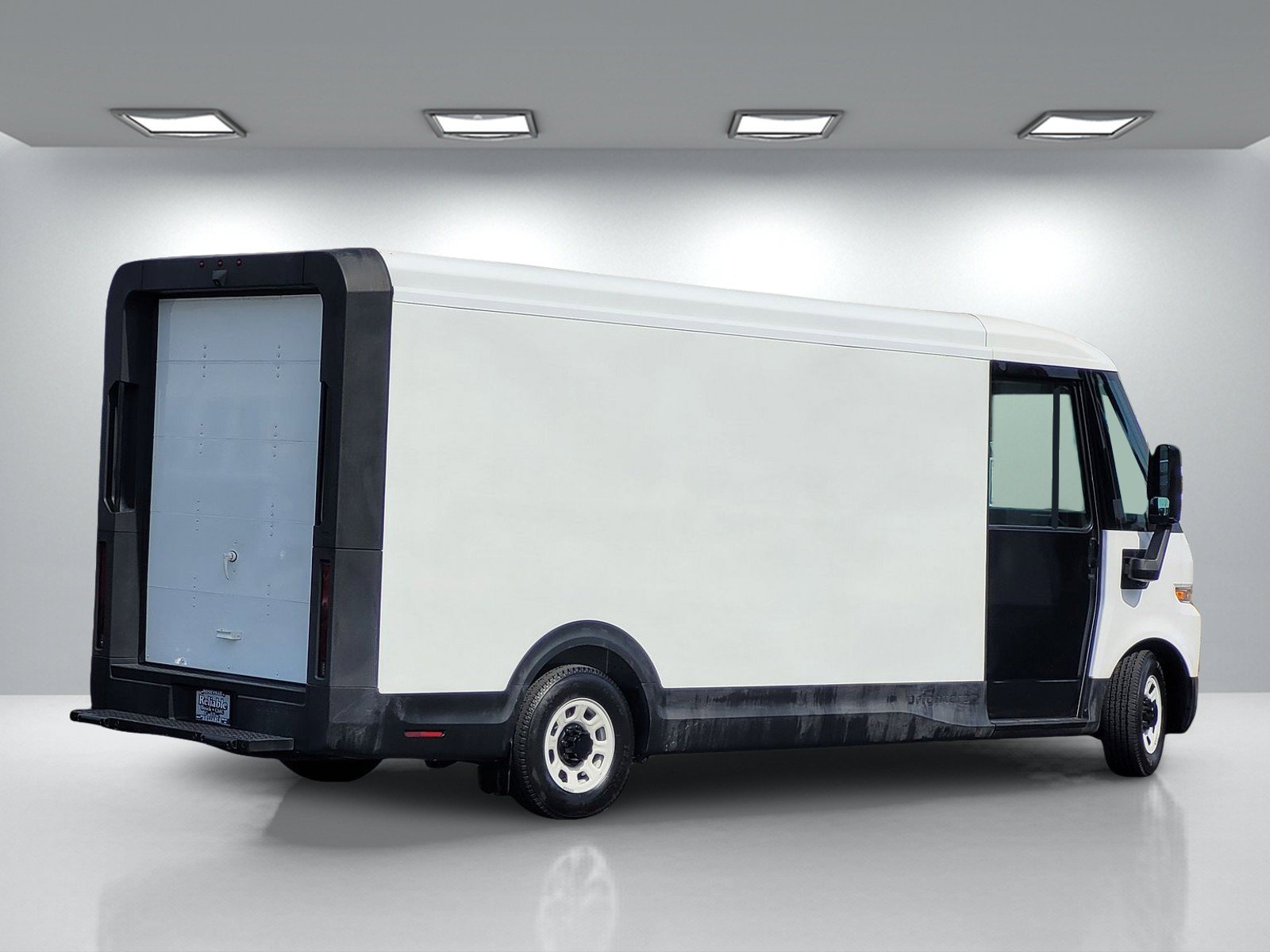 Used 2023 Chevrolet Brightdrop 600 w/ Active Safety Package 2 AWD/4WD image 4