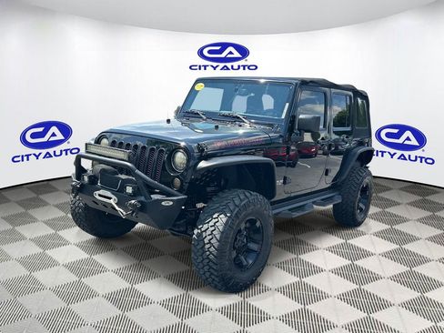 Used 2015 Jeep Wrangler Unlimited Rubicon AWD/4WD image 9