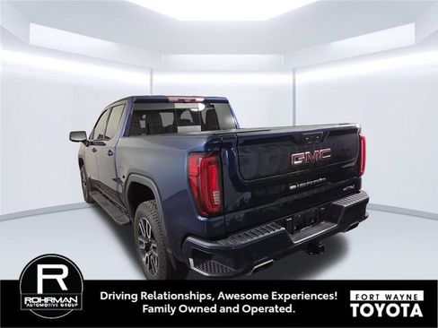 Used 2020 GMC Sierra 1500 AT4 w/ AT4 Premium Package AWD/4WD image 9