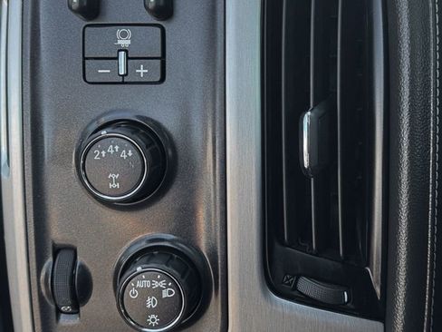 Used 2017 GMC Sierra 2500 SLT image 29
