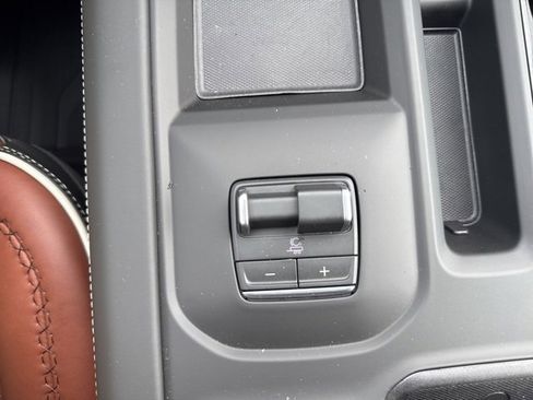 New 2026 GMC Sierra 3500 Denali Ultimate image 9