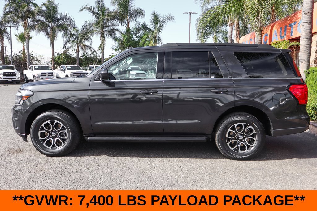 Used 2022 Ford Expedition XLT AWD/4WD image 5