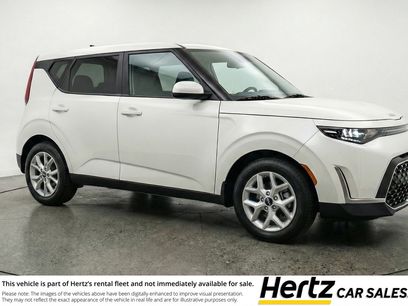 Used 2025 Kia Soul LX w/ LX Technology Package