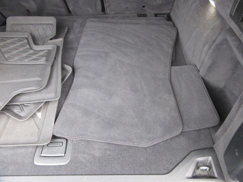 Used 2020 BMW X5 xDrive40i w/ Premium Package image 57