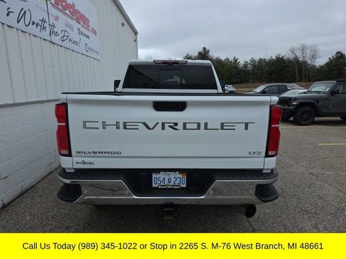 Used 2024 Chevrolet Silverado 2500 LTZ w/ LTZ Convenience Package image 7