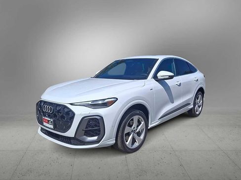 New 2025 Audi Q5 Premium Plus image 2