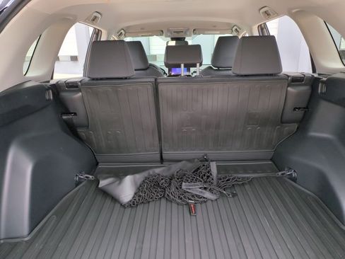 Used 2025 Toyota RAV4 XLE AWD/4WD image 6