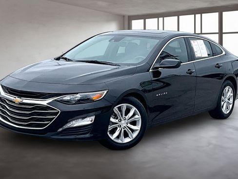 Used 2024 Chevrolet Malibu LT FWD image 2