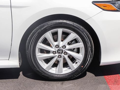 Used 2023 Toyota Camry LE FWD image 11