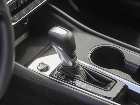New 2026 Nissan Altima 2.5 SV FWD image 21