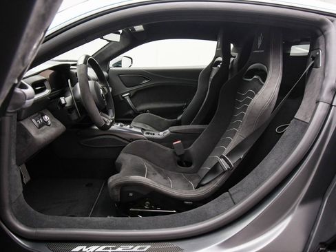 New 2025 Maserati MC20 Coupe image 14