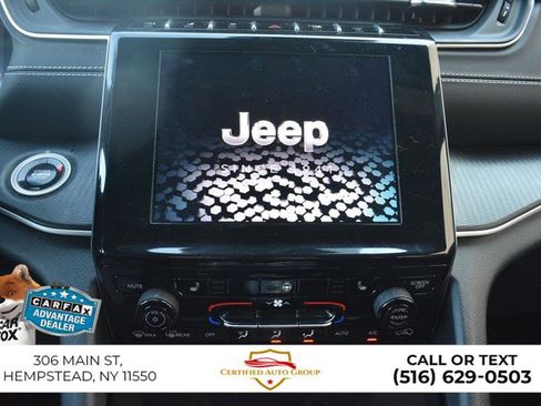Used 2024 Jeep Grand Cherokee L Laredo image 19