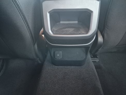 Used 2024 Ford Ranger XL image 17