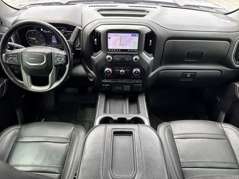 Used 2022 GMC Sierra 2500 Denali w/ Denali Ultimate Package AWD/4WD image 30