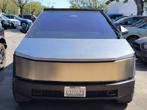 Used 2024 Tesla Cybertruck Cyberbeast AWD/4WD image 11