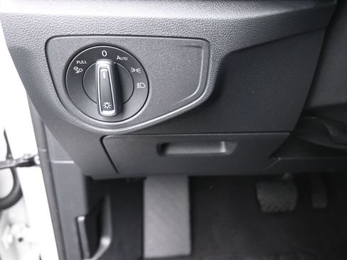 Used 2022 Volkswagen Atlas SE FWD image 16