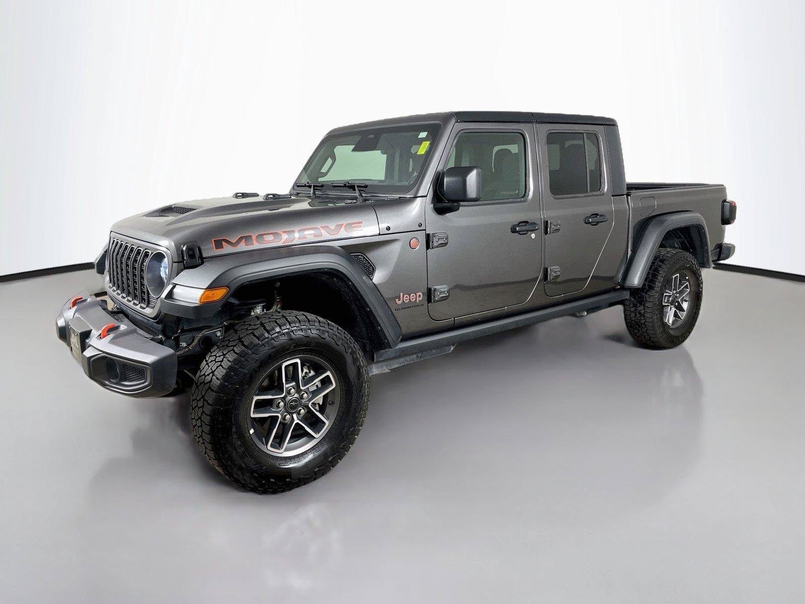 Used 2026 Jeep Gladiator Mojave AWD/4WD image 8