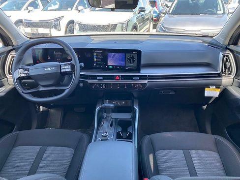 New 2026 Kia Sorento LX FWD image 26
