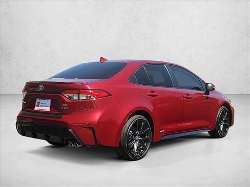 Certified 2026 Toyota Corolla SE w/ SE Premium Package AWD/4WD image 5