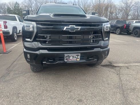Used 2024 Chevrolet Silverado 3500 LTZ w/ LTZ Plus Package image 7