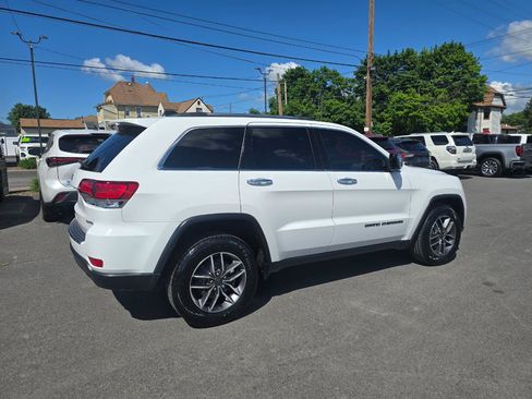 Used 2021 Jeep Grand Cherokee Limited AWD/4WD image 5