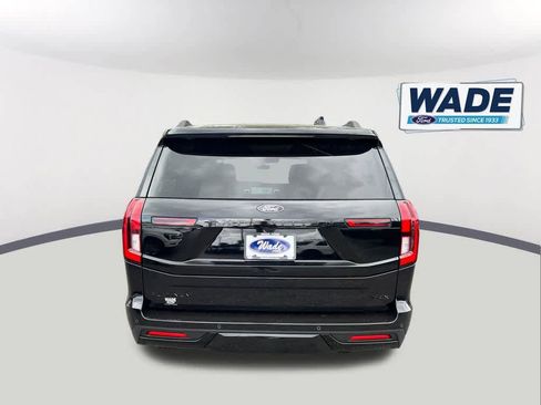 New 2026 Ford Expedition Max Platinum w/ Stealth Performance Package AWD/4WD image 6