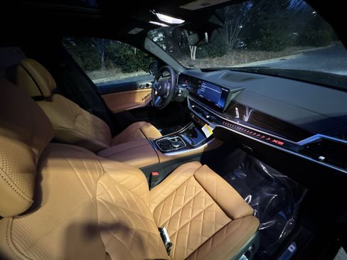 New 2026 BMW X5 xDrive40i w/ M Sport Package image 33