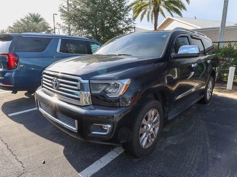Used 2018 Toyota Sequoia Platinum AWD/4WD image 2