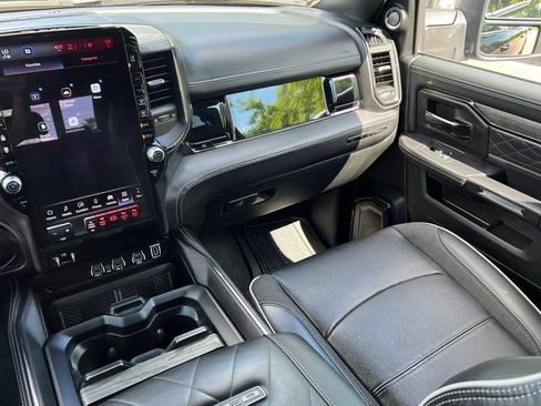 Used 2025 RAM 2500 Limited AWD/4WD image 50