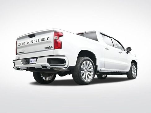 Used 2021 Chevrolet Silverado 1500 High Country w/ LPO, Dark Essentials Package image 32