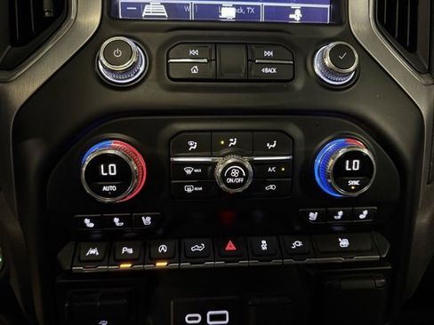 Used 2020 GMC Sierra 1500 SLT image 19