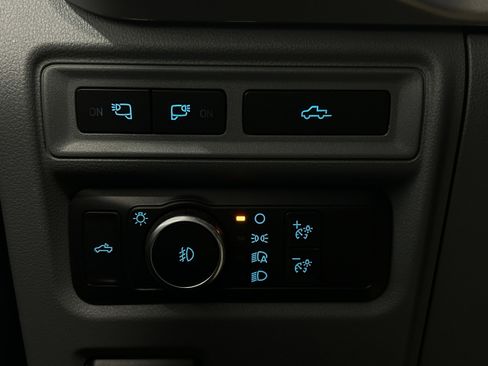 Used 2021 Ford F150 XLT w/ Equipment Group 302A High image 13