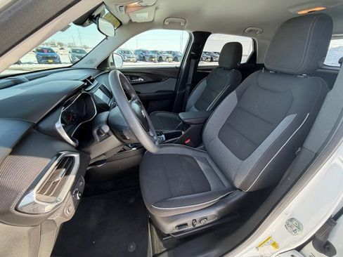 Used 2023 Chevrolet TrailBlazer LT image 14