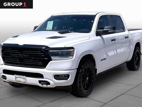 Used 2023 RAM 1500 Laramie AWD/4WD image 1