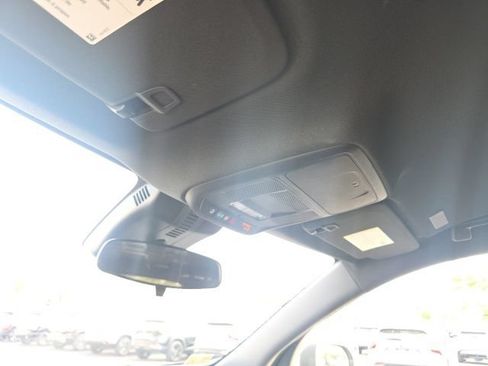 Used 2026 Chevrolet Traverse LT AWD/4WD image 25