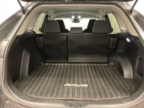 Used 2024 Toyota RAV4 LE AWD/4WD image 36
