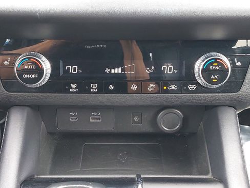 Used 2024 Mitsubishi Outlander SE AWD/4WD image 26