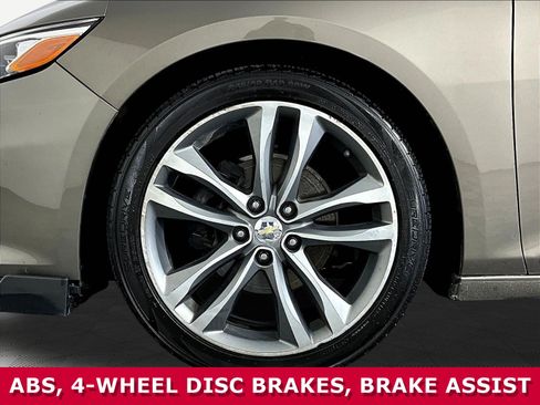 Used 2020 Chevrolet Malibu Premier FWD image 32
