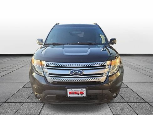Used 2014 Ford Explorer XLT AWD/4WD image 2