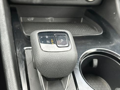 Used 2023 Nissan Rogue SV FWD image 24