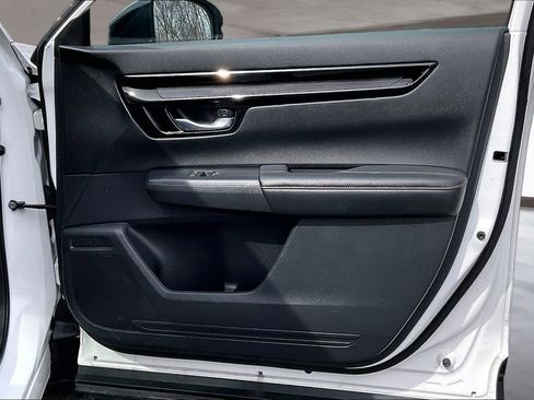 Used 2024 Honda CR-V Sport Touring image 28