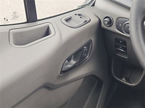 New 2025 Ford Transit 150 148 Medium Roof AWD image 12