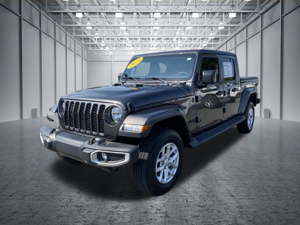 Used 2023 Jeep Gladiator Sport AWD/4WD image 9