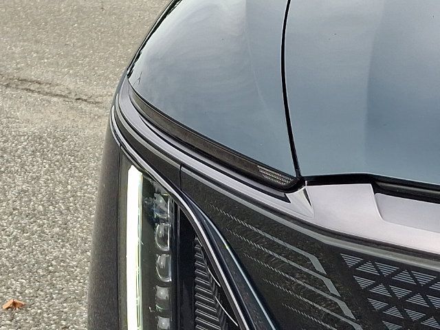 Used 2024 Cadillac Lyriq Sport w/ LPO, Floor Liner Package AWD/4WD image 28