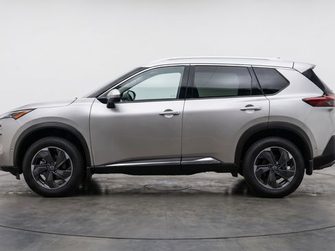 Used 2025 Nissan Rogue SV AWD/4WD image 5