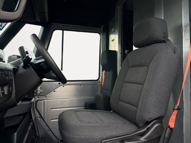 Used 2024 Chevrolet Brightdrop 600 w/ Commercial Equipment Package AWD/4WD image 9